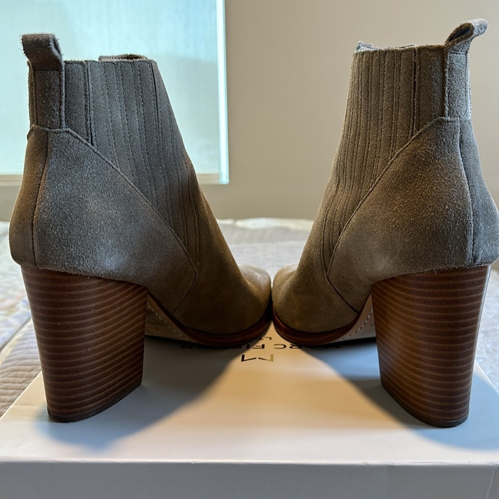 [Marc Fisher] Alva Booties - Picture 5 of 7